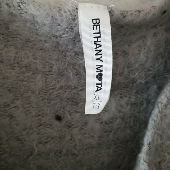 Sweater - Picture 2 of 2